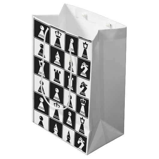 Schach-Design-Geschenktasche Mittlere Geschenktüte (Vorderseite Schrägansicht)