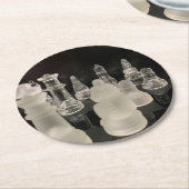 Schach für Papier Untersetzer. Runder Pappuntersetzer (Angewinkelt)