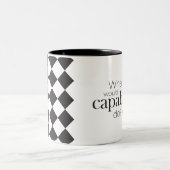 Schach-Tasse: Was würde Capablanca tun? Zweifarbige Tasse (Mittel)