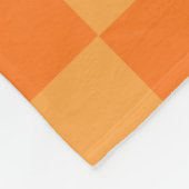 Schachbrett-Design für Licht und Dunkel-Orange Fleecedecke (Ecke)