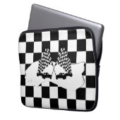 Schachbrett-Flagge und Rennwagen Laptopschutzhülle (Vorderseite Links)