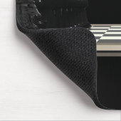 Schachbrett mit Schach-Stücken: Mousepad (Ecke)