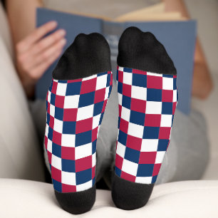 Schachbrett-Muster mit US-Flagge Socken
