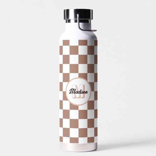 Schachbrett Quadrate Mocha-braunes Retro Monogramm Trinkflasche (Links)
