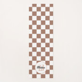 Schachbrett Quadrate Mocha-braunes Retro Monogramm Yogamatte (Vorderseite)