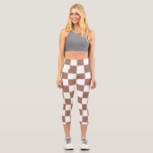 Schachbrett Quadrate mocha braunes, weißes geometr Capri Leggings (Vorderseite)