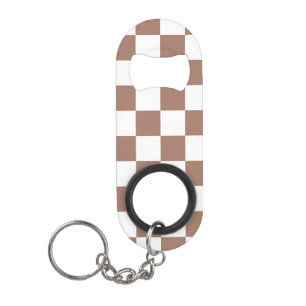 Schachbrett Quadrate mocha braunes, weißes geometr Mini Flaschenöffner