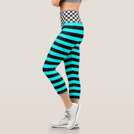Schachbrettmuster, Schwarz und Aqua-Design Capri Leggings