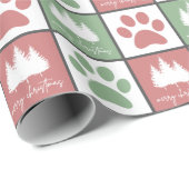 Schachroter und grüner Pfotenprint Weihnachtsbaum Geschenkpapier (Rolleneckpunkt)