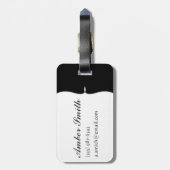 Schachstücke auf Schachbrett in Schwarzweiss Gepäckanhänger (Rückseite vertikal)