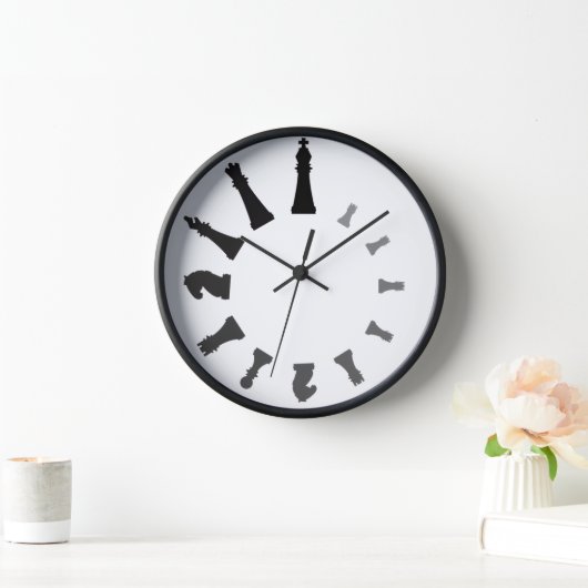 Schachstücke große Uhr (Zuhause)