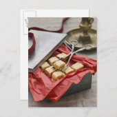Schachtel mit Süßigkeiten Postkarte (Vorne/Hinten)