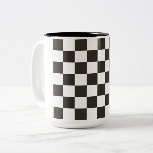 Schachtel (Schwarz und Weiß) (Muster des Schachbre Zweifarbige Tasse (Vorderseite Links)