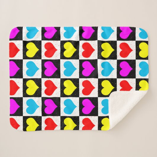 Schachtes Muster für farbenfrohe Herzen Sherpadecke (Vorderseite (Horizontal))