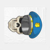 Schädel als Polizeibeamter mit Polizeihut Fleecedecke (Vorderseite (Horizontal))