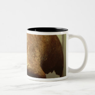 Schädel eines Neanderthal Zweifarbige Tasse
