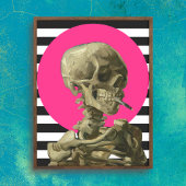 Schädel eines Skeletts mit brennender Zigarette Poster