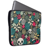 Schädel in Blume Laptopschutzhülle (Vorne Rechts)