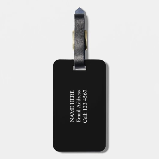 Schädel, Knochen auf schwarz Gepäckanhänger (Rückseite vertikal)