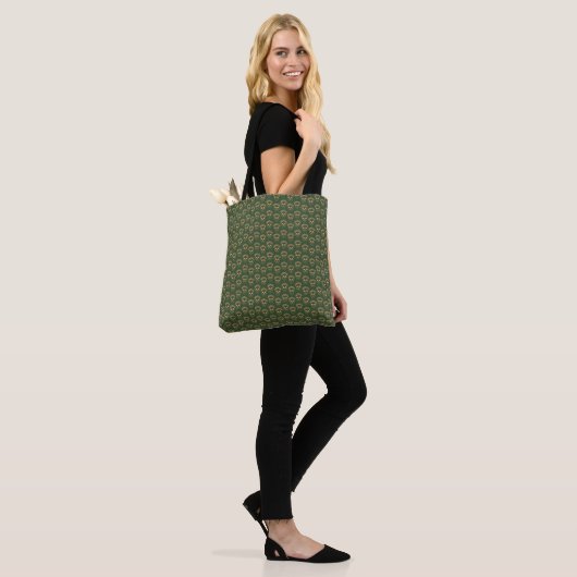 Schädel mit Blume Wreath Tasche (Am Model)