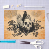 Schädel mit Flügeln und Krähe mit Blumen Seidenpapier (Handwerk)