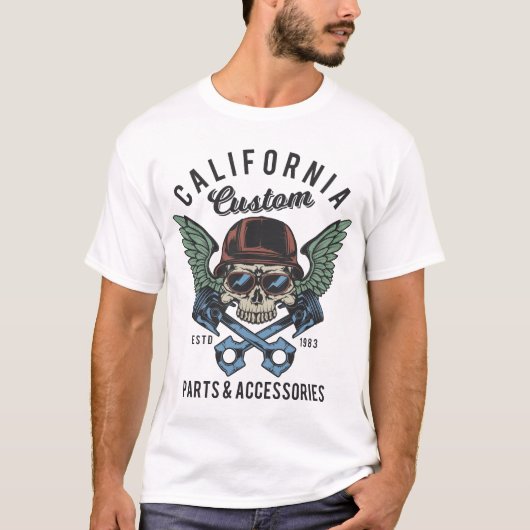 Schädel mit Helmets Flügel (farbig) T - Shirt (Vorderseite)