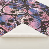 Schädel mit polygonalen Ornamenten. Halloween. nah Sherpadecke (3/4)