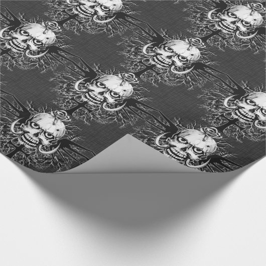 Schädel mit Rose, Hörner, Kreuz, Flügelmuster Geschenkpapier (Ecke)