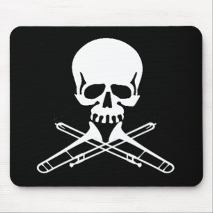Schädel mit Trombones als gekreuzten Knochen Mousepad