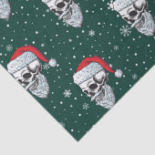 Schädel mit Weihnachtszettel aus Bart Seidenpapier (Detail)