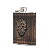 Schädel-Rolle auf Imitat-hölzernem strukturiertem Flachmann (Links)