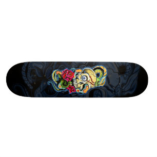 Schädel-Schlangen-Rosen-Entwurf Skateboard