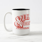 Schädel-Tal, Arizona Zweifarbige Tasse (Links)