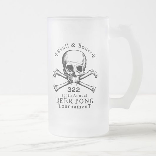 Schädel u. Knochen-Bier Pong Tasse (Rechts)