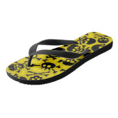 Schädel u. Knochen-Muster Badesandalen (Schrägansicht)