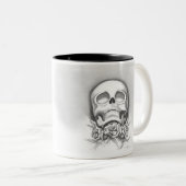 Schädel u. Rosen-Tasse Zweifarbige Tasse (VorderseiteRechts)