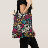 Schädel und Diamanten Tasche (Von Nahem)