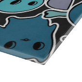 Schädel und Herzen auf schwarzem Hintergrund 2 Schneidebrett (Ecke)