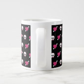 Schädel und Herzen Jumbo-Tasse (Rückseite)