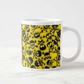 Schädel- und Knochenmuster Jumbo-Tasse (Rechts)