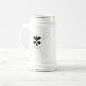 Schädel und Kreuzknochen Stein Bierglas (Vorderseite Links)