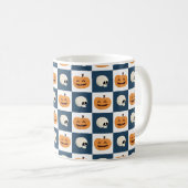Schädel und Kürbis Kaffeetasse (VorderseiteRechts)