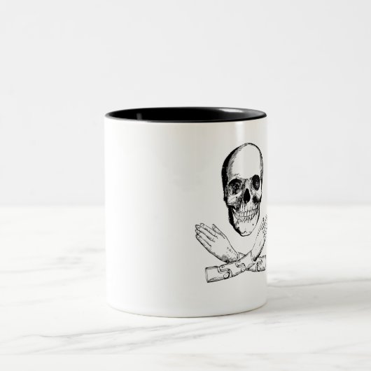 Schädel und mechanische Hände Zweifarbige Tasse (Mittel)