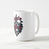 Schädel und Rose: Gotisches Blumendesign Kaffeetasse (VorderseiteRechts)