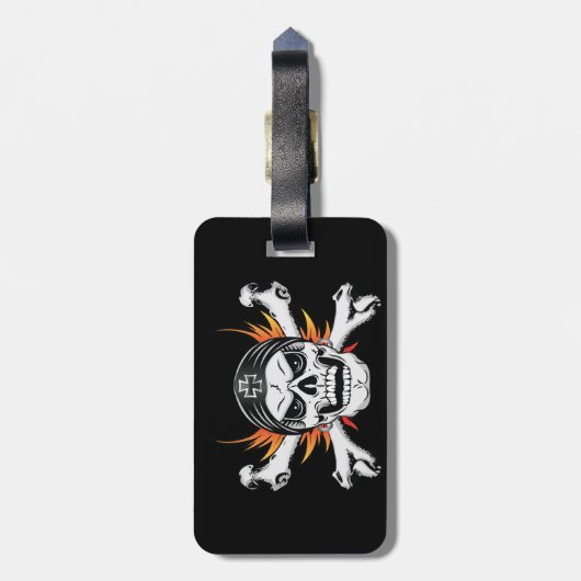 Schädelknochen mit flammenden Flügeln Gepäckanhänger (Rückseite vertikal)
