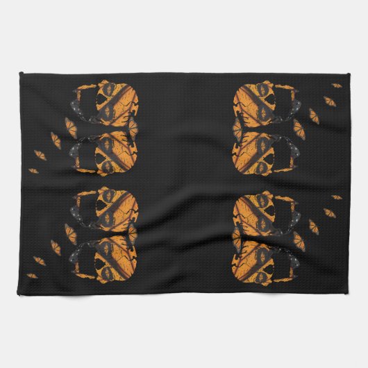 Schädelwinge aus Schmetterlingen Geschirrtuch (Horizontal)