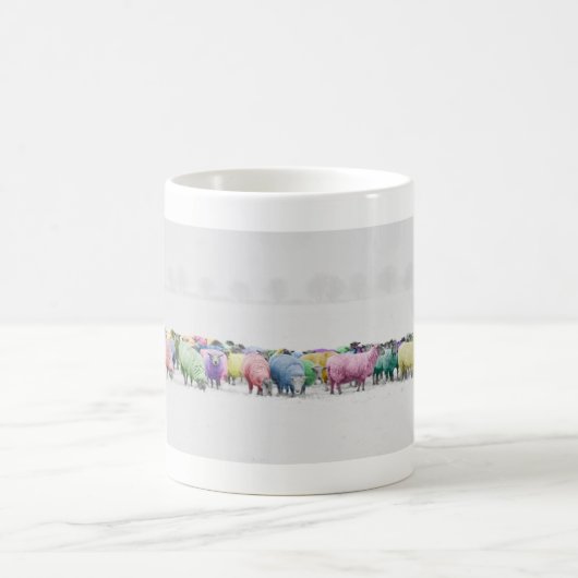 Schaf vieler Farben Kaffeetasse (Mittel)