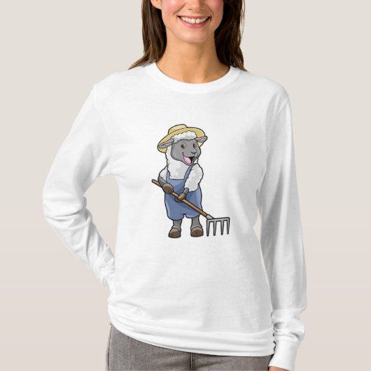 Schafe als Bauer mit Rake & Hat T-Shirt (Vorderseite)