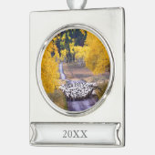 Schafe auf Land-Straße Banner-Ornament Silber (Links)