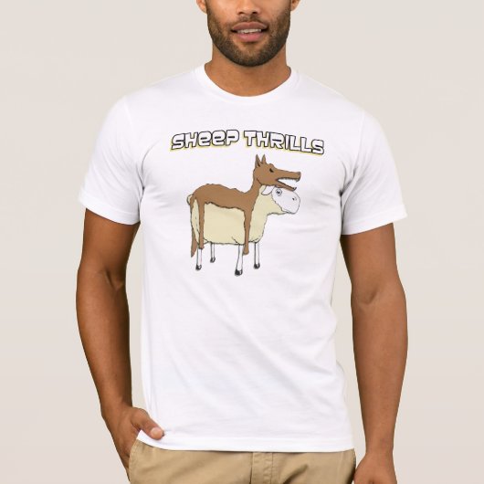 Schafe in die Kleidungs-Shirt 1 des Wolfs T-Shirt (Vorderseite)